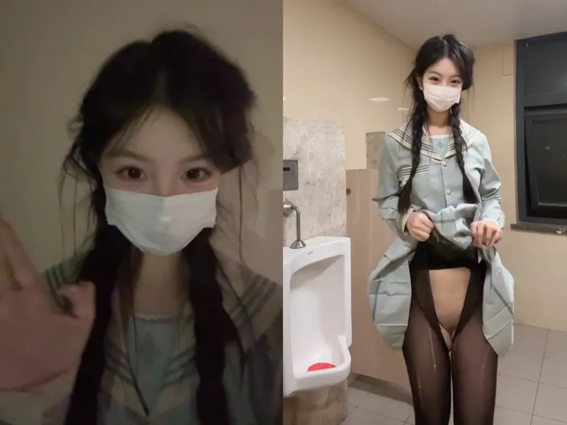 Người tình sinh viên cấp 3 live móc lồn trong nhà vệ sinh nam p2